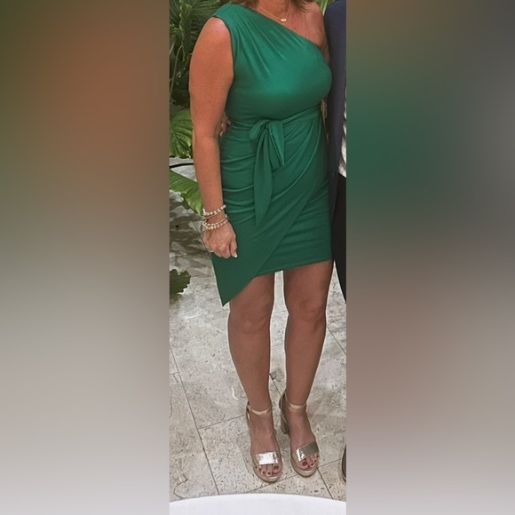 PrettyGarden Dresses & Skirts - Green Asymmetrical One Shoulder Cocktail Dress